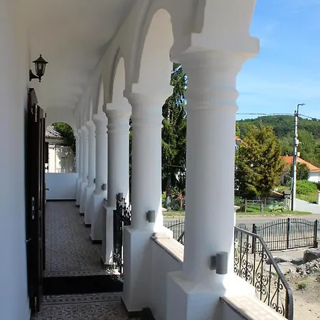Gasthof Antik Vendeghaz 4*