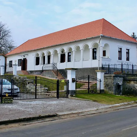 Gasthof Antik Vendeghaz