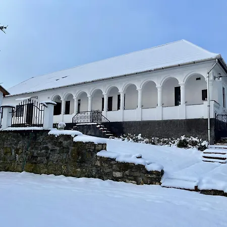 Gasthof Antik Vendeghaz 4*